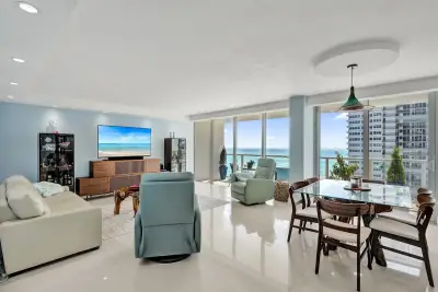 4300 N Ocean Blvd #10m, Fort Lauderdale: photo 1 of 47