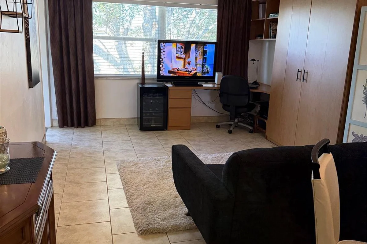 4331 NW 16th St #D308, Lauderhill: photo 1 of 24