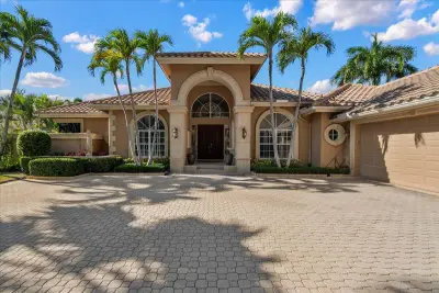 1338 Breakers West Blvd, West Palm Beach: photo 1 of 81