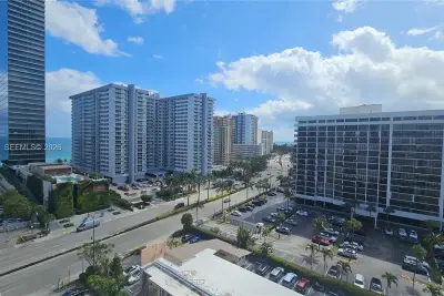 1985 S Ocean Dr #10J, Hallandale Beach: photo 1 of 50