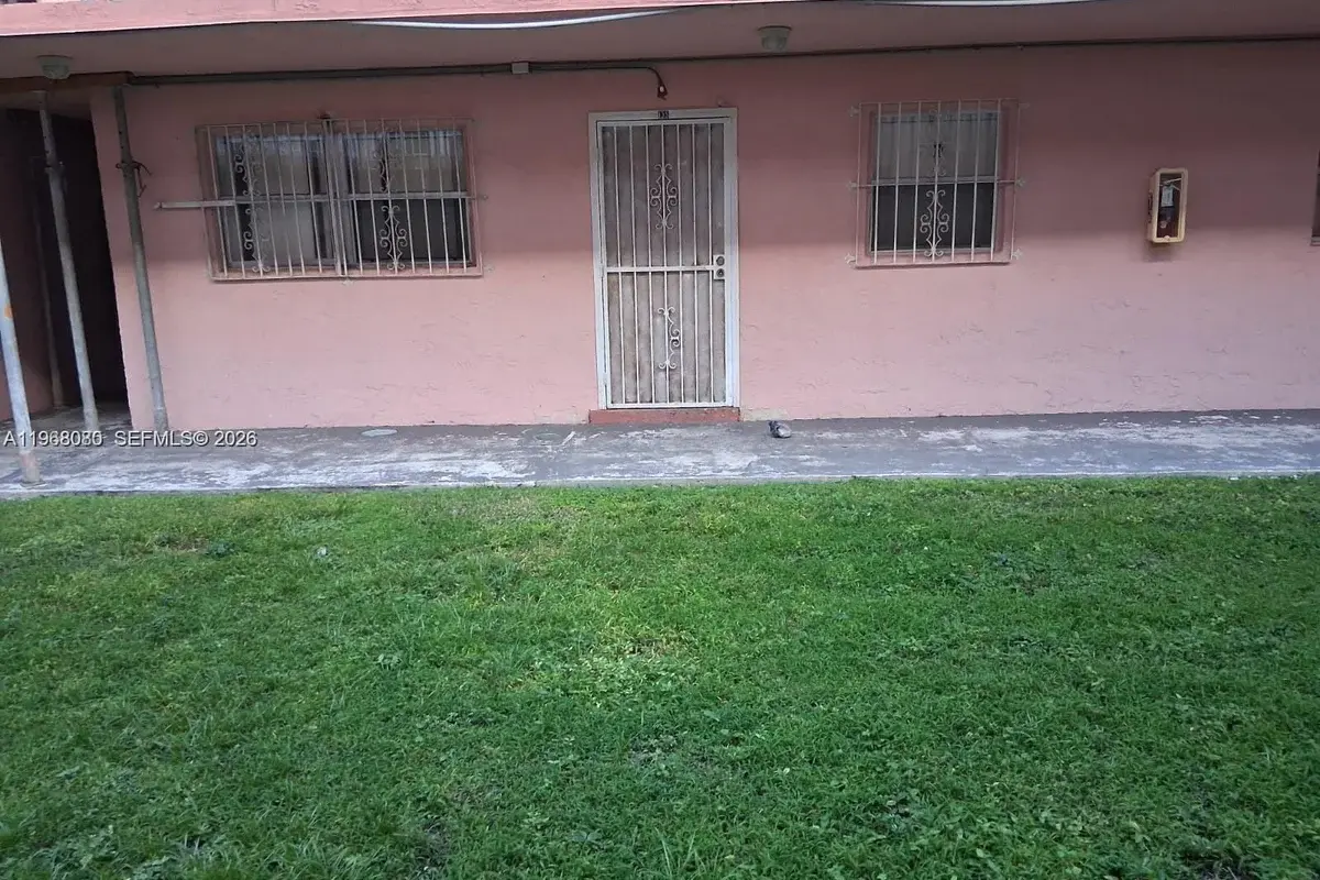 19761 SW 114th Ave #236, Miami: photo 1 of 1