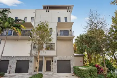 196 SE 4th Ter #K-1, Pompano Beach: photo 1 of 75