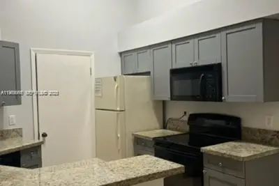 9999 Summerbreeze Dr #1009, Sunrise: photo 1 of 12