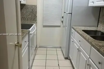 1450 Atlantic Shores Blvd #304, Hallandale Beach: photo 1 of 13