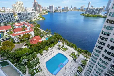 3301 NE 183 St #2209, Aventura: photo 1 of 33