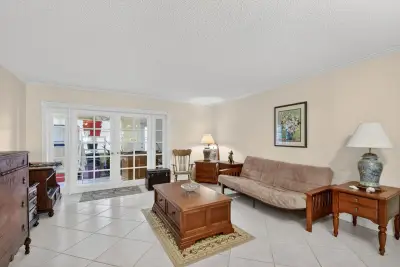 782 Nantucket Cir, Lake Worth: photo 1 of 41