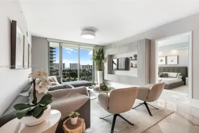 300 Sunny Isles Blvd #4-806, Sunny Isles Beach: photo 1 of 22