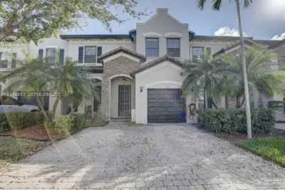 11324 SW 236th Ln, Homestead: photo 1 of 18