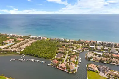 4102 S Ocean Blvd, Highland Beach: photo 1 of 37