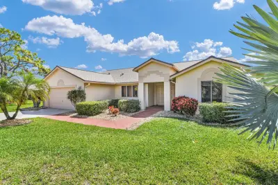 2660 Riviera Dr, Delray Beach: photo 1 of 40