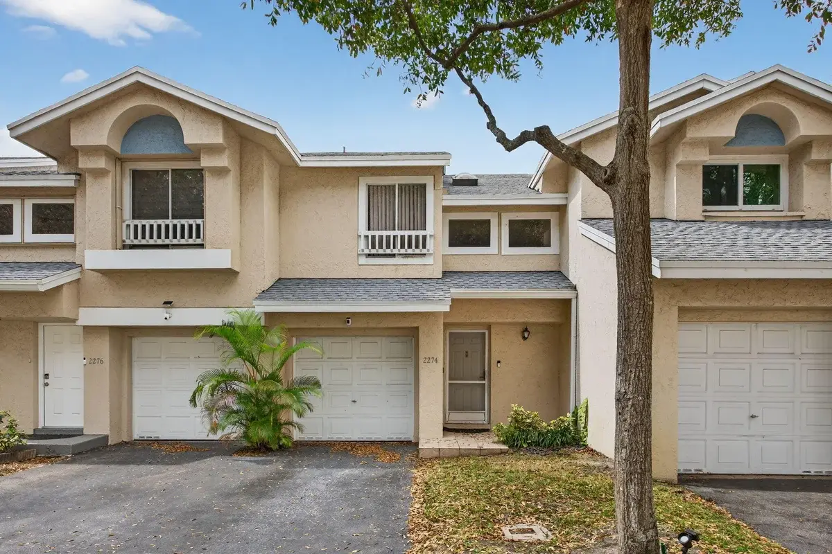 2274 Discovery Cir W, Deerfield Beach: photo 1 of 21