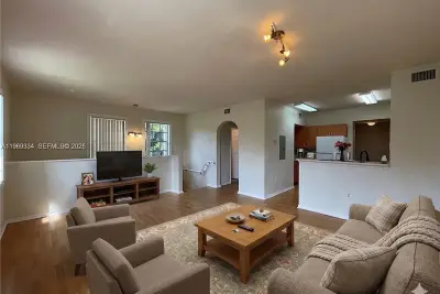 2305 Belmont Ln, North Lauderdale: photo 1 of 24