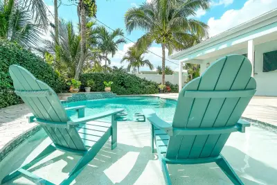 2932 NE 36th St, Lighthouse Point: photo 1 of 34
