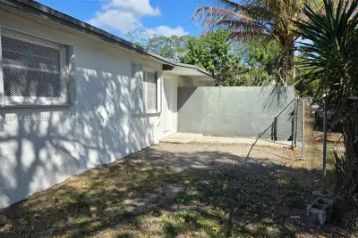 28152 SW 153rd Ave, Homestead: photo 1 of 12