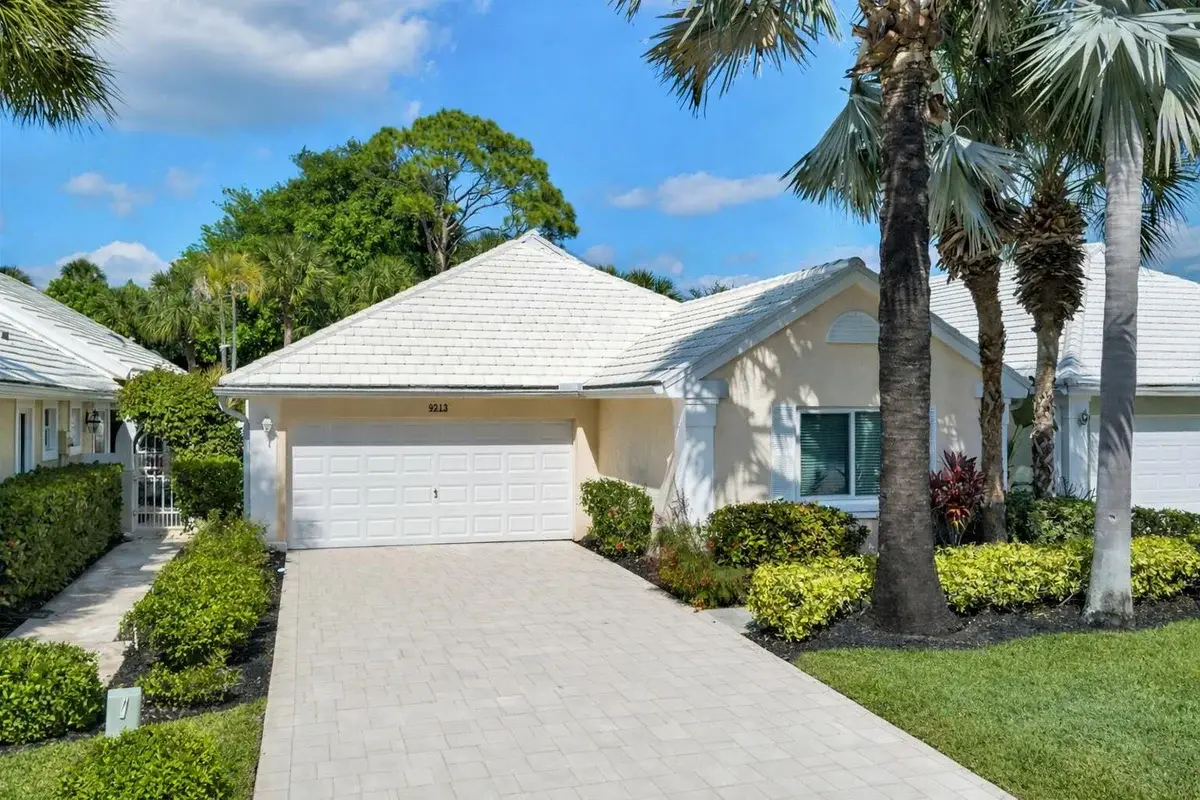 9213 Heathridge Dr, West Palm Beach: photo 1 of 57