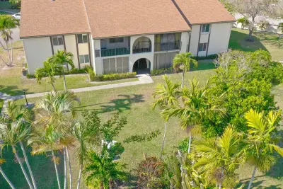 3530 Pine Needle Dr #C-2, Greenacres: photo 1 of 41