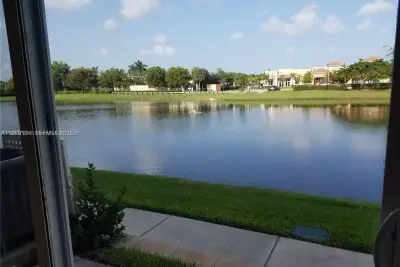 2615 SW 81st Ter #2617, Miramar: photo 1 of 12