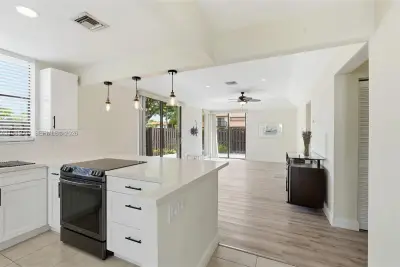 5726 Fox Hollow Dr #A, Boca Raton: photo 1 of 33