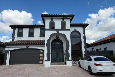14431 SW 22nd Ter, Miami: photo 1 of 12