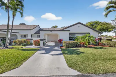 5750 Parkwalk Cir E, Boynton Beach: photo 1 of 46