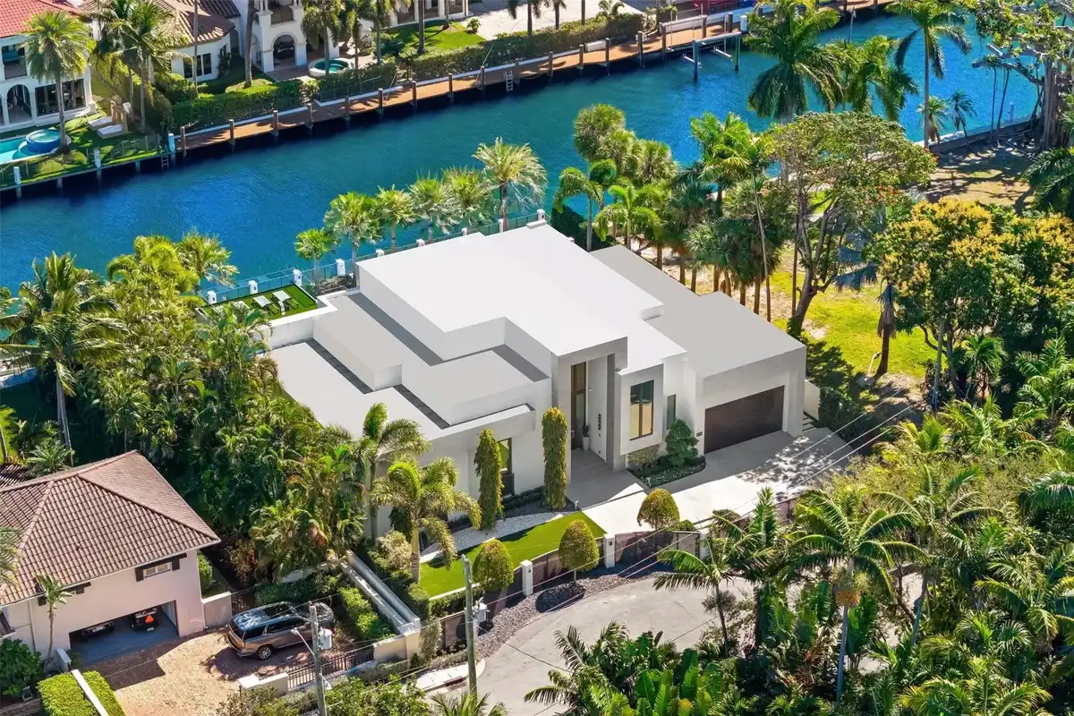 816 Riviera Isle Dr, Fort Lauderdale: photo 1 of 83