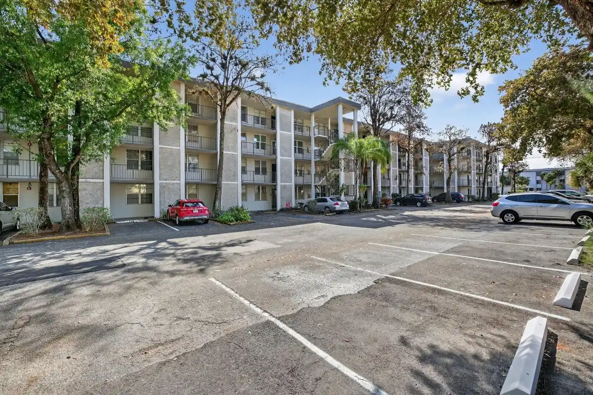 4898 NW 29th Ct #315, Lauderdale Lakes: photo 1 of 65
