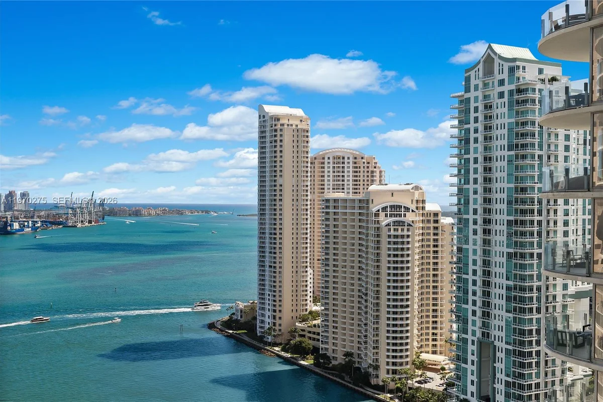 300 S Biscayne Blvd #T-2602, Miami: photo 1 of 17