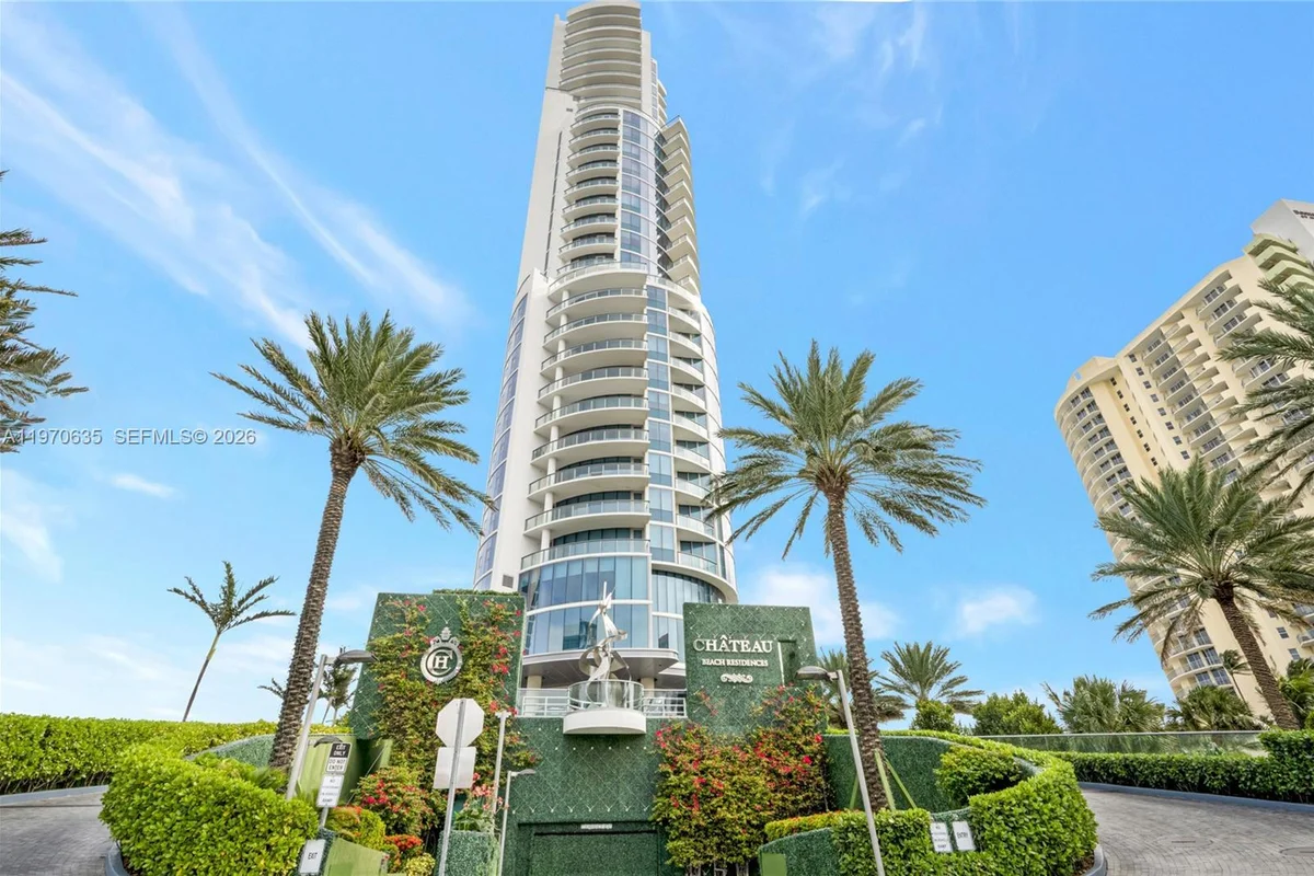 17475 Collins Ave #1201, Sunny Isles Beach: photo 1 of 31