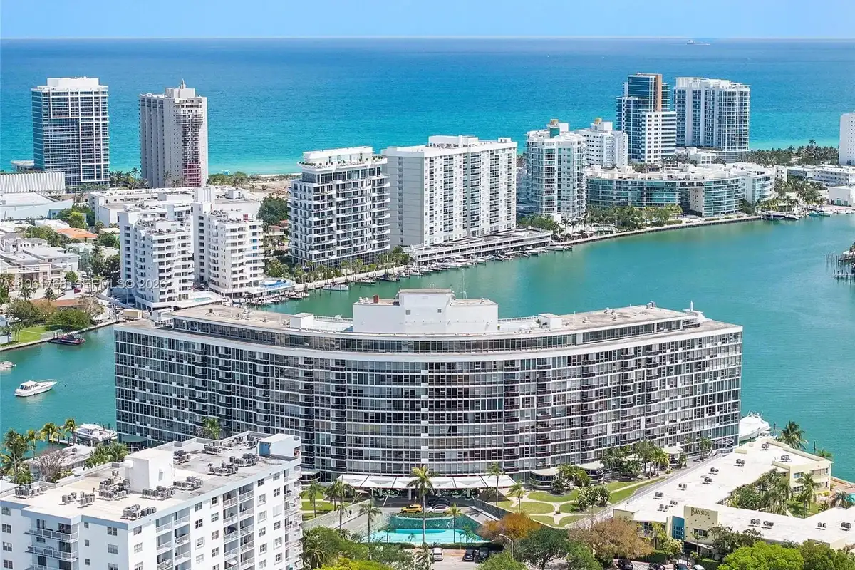 900 Bay Dr #1012, Miami Beach: photo 1 of 50