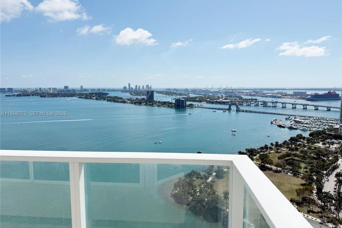 2020 N Bayshore Dr #3102, Miami: photo 1 of 67