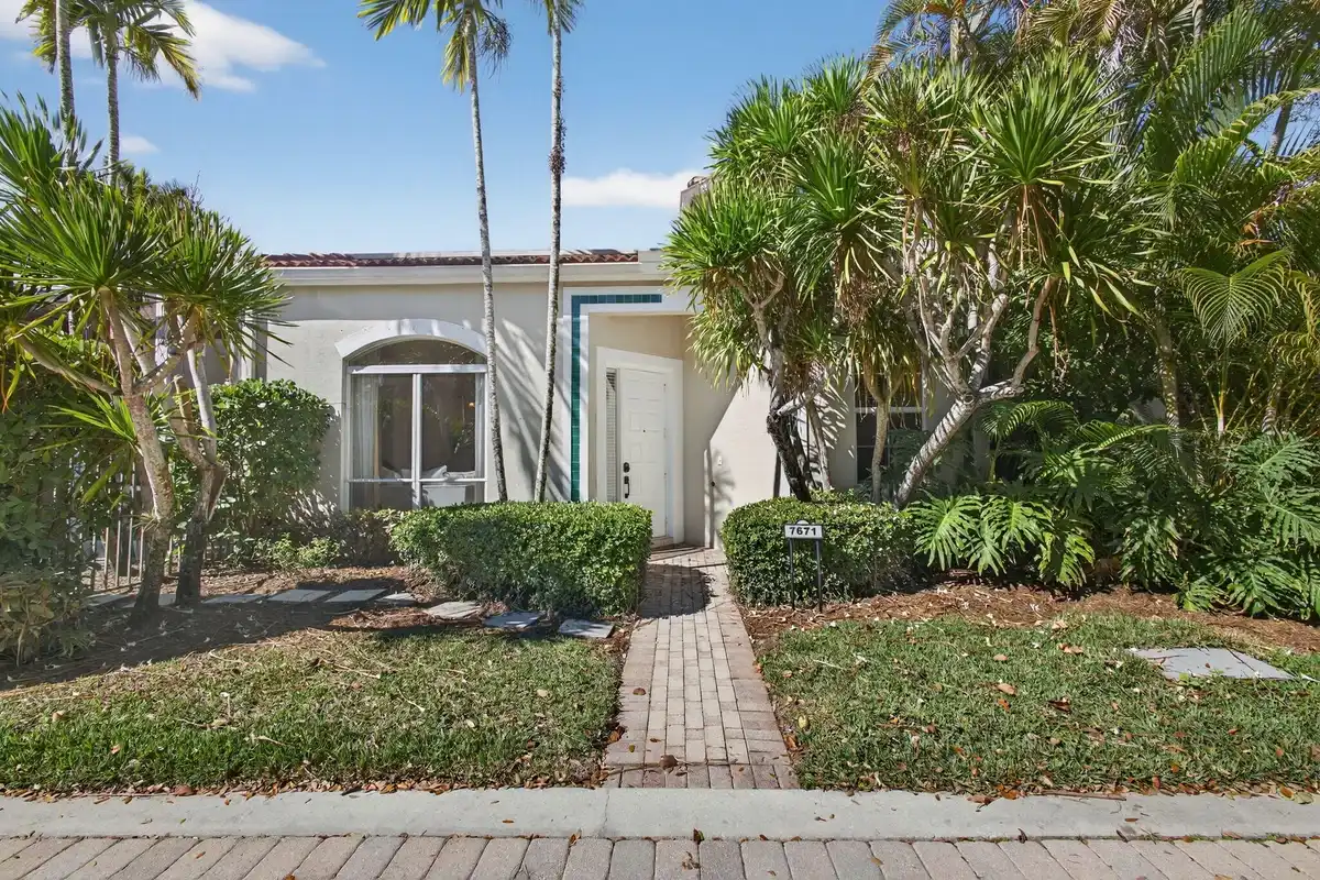7671 Dahlia Ct, West Palm Beach: photo 1 of 67