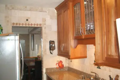 10900 SW 104th St #324, Miami: photo 1 of 39