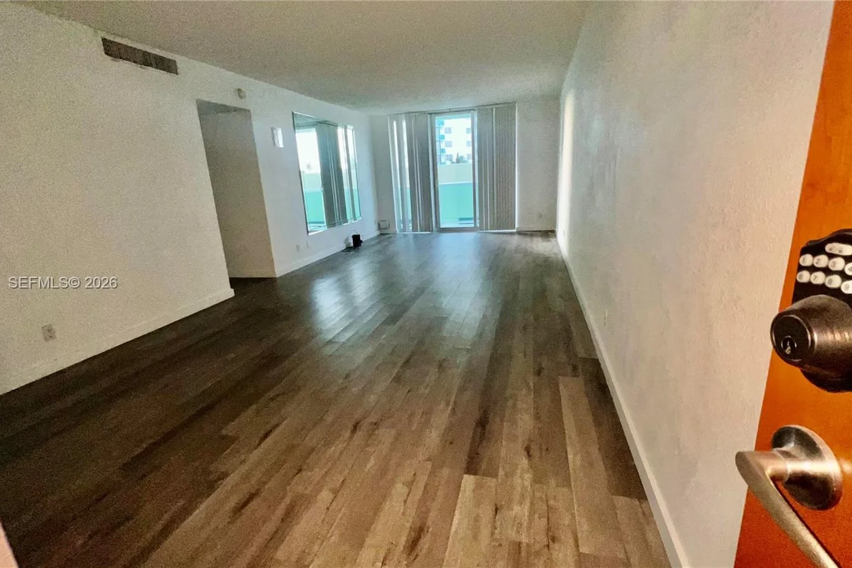 3901 S Ocean Dr #3C, Hollywood: photo 1 of 13