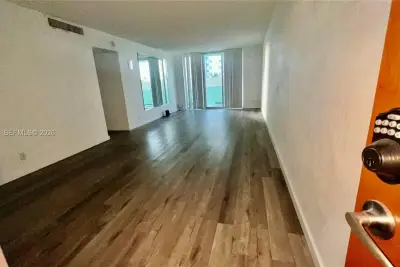 3901 S Ocean Dr #3C, Hollywood: photo 1 of 13
