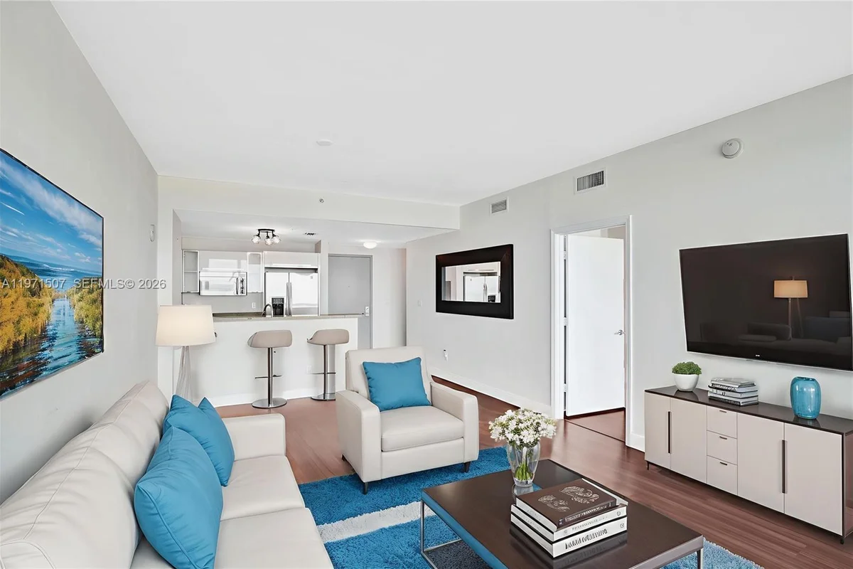 601 NE 36th St #1908, Miami: photo 1 of 57