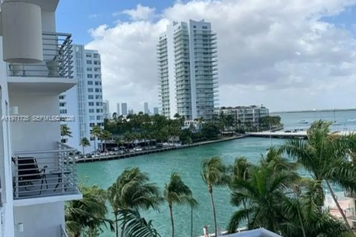 1450 Lincoln Rd #604, Miami Beach: photo 1 of 17