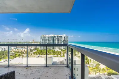 101 20th St #1805, Miami Beach: photo 1 of 50