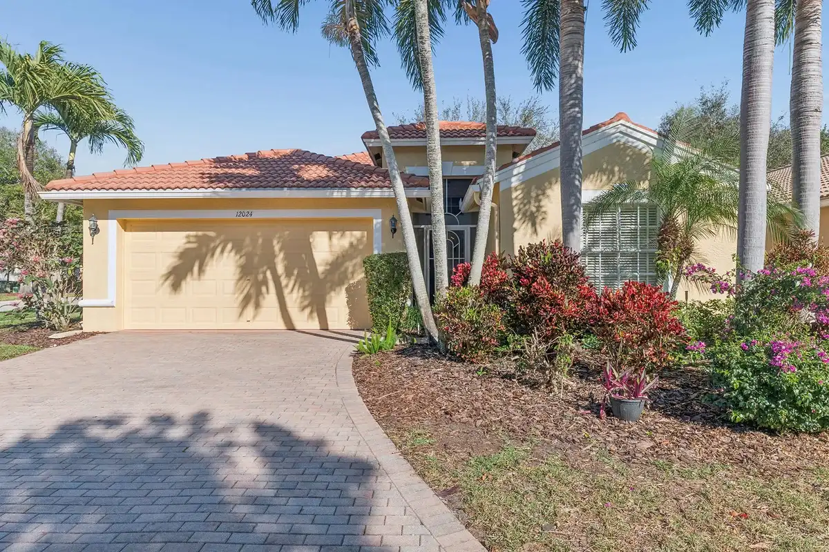 12024 Roma Rd, Boynton Beach: photo 1 of 32