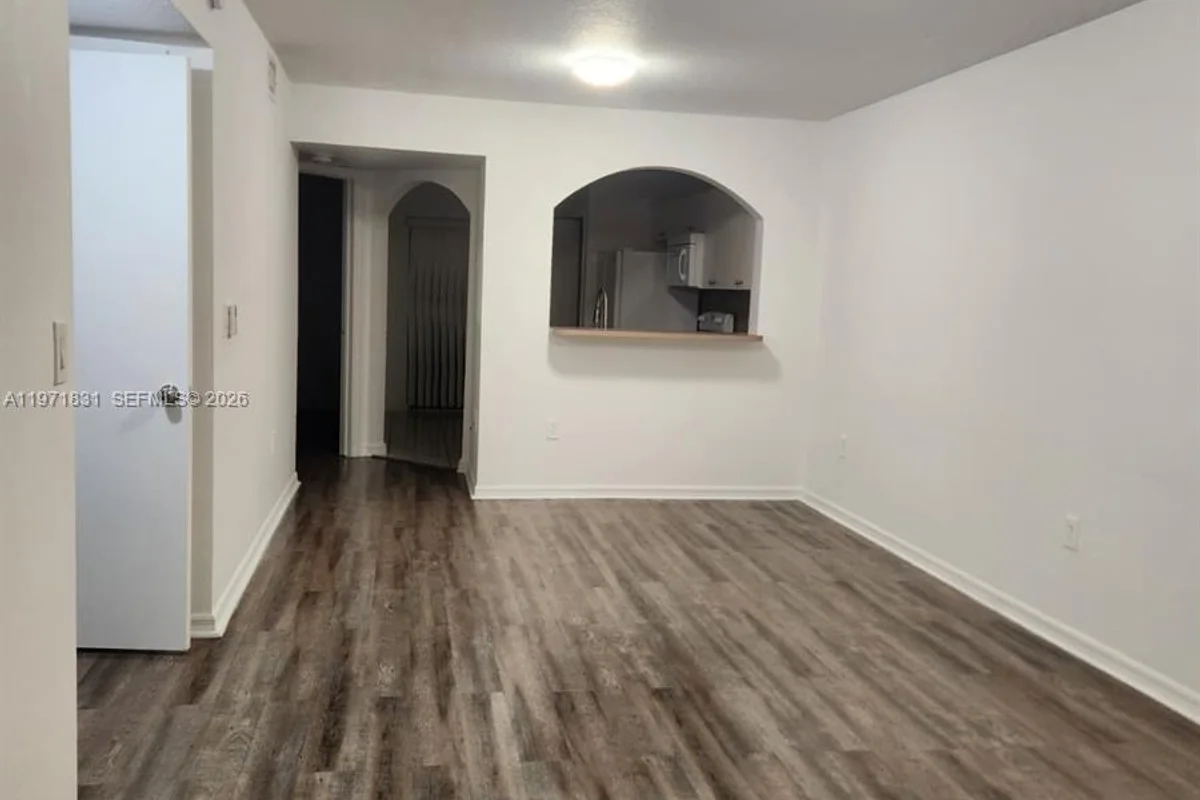 2931 SE 13th Ave #104-47, Homestead: photo 1 of 11