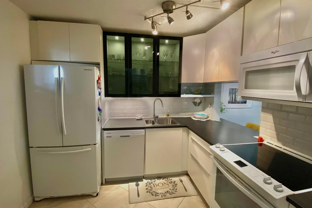 2616 N Garden Dr #204, Lake Worth: photo 1 of 25