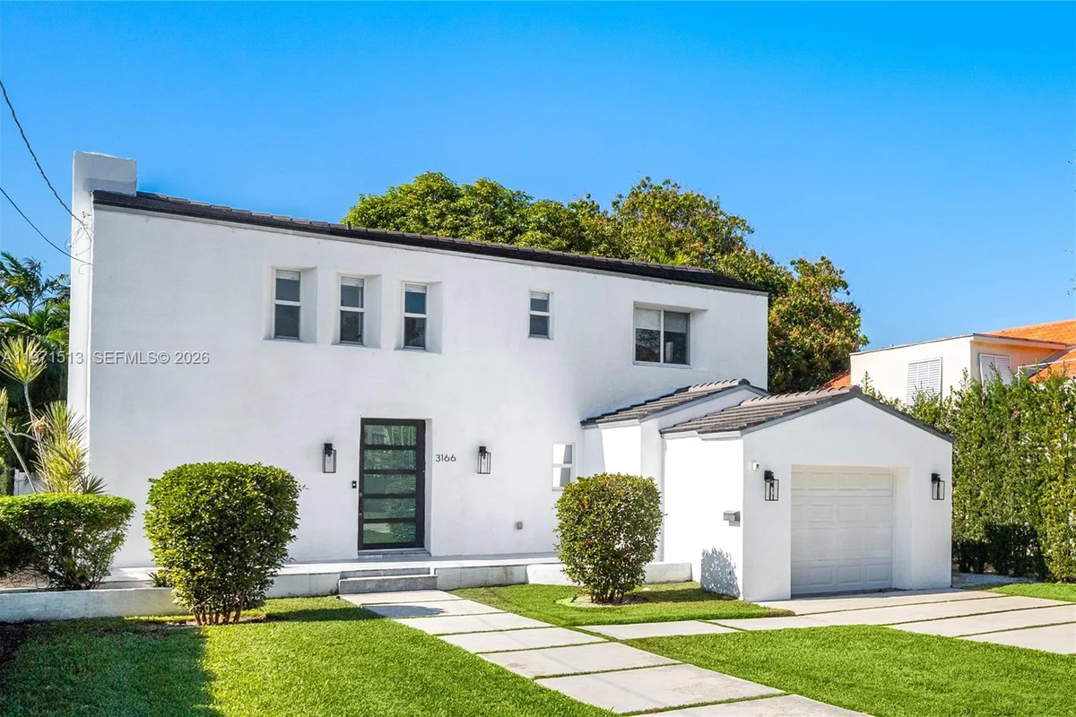 3166 Royal Palm Ave, Miami Beach: photo 1 of 30