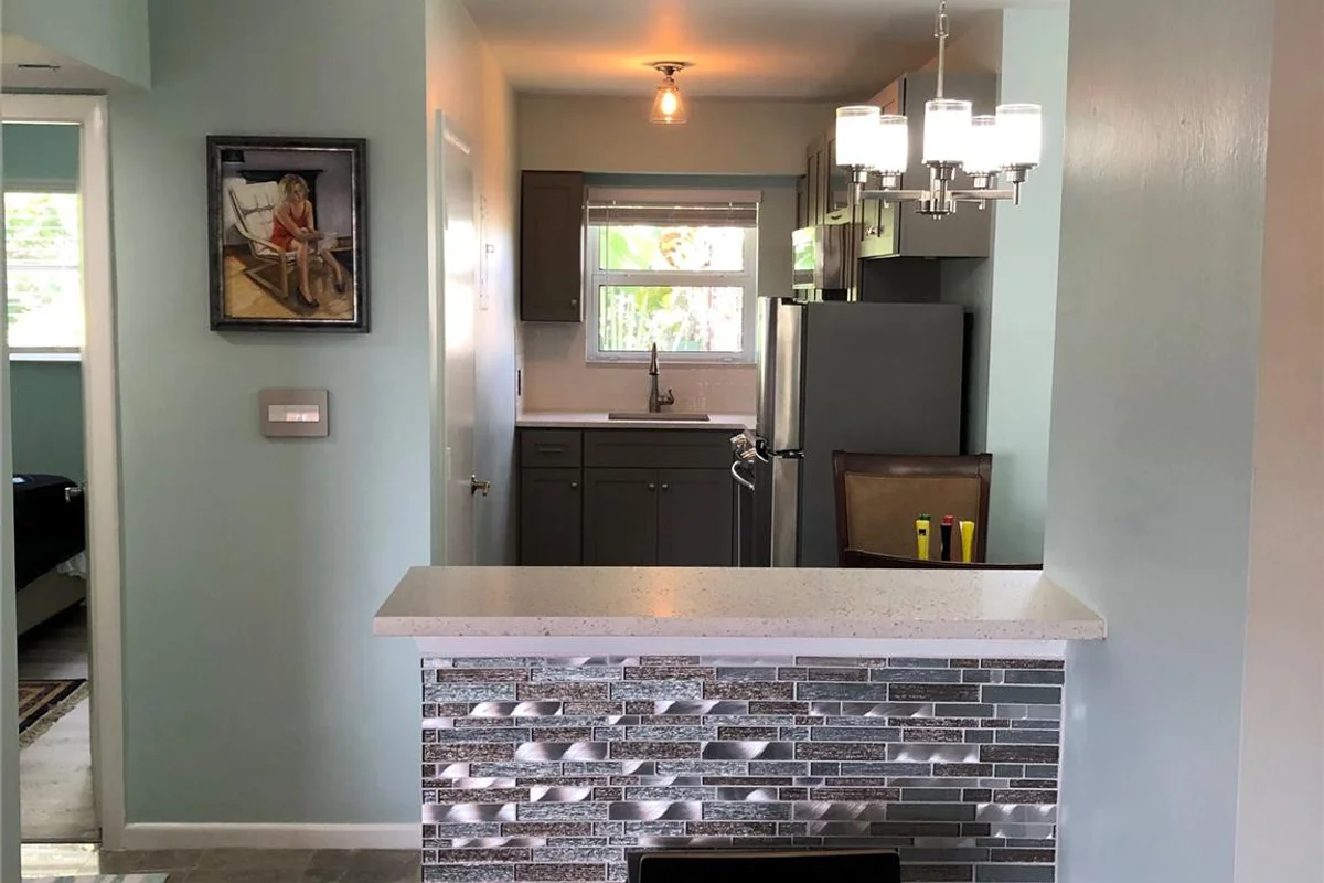 601 SE 5th Ct #304, Fort Lauderdale: photo 1 of 5