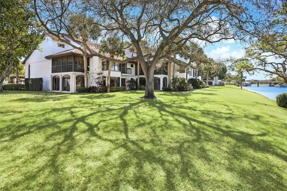 16671 N Traders Crossing N #121, Jupiter: photo 1 of 17