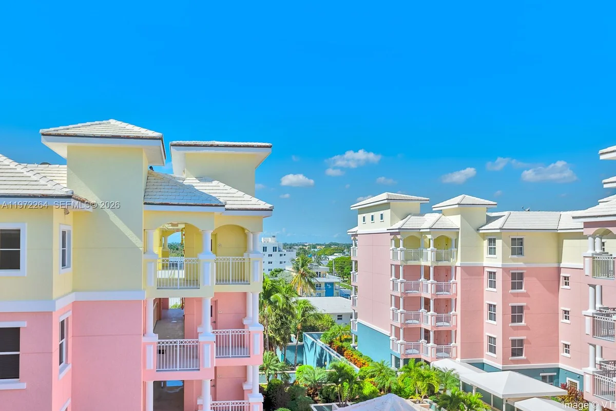 2051 SE 3rd St #TH11, Deerfield Beach: photo 1 of 56