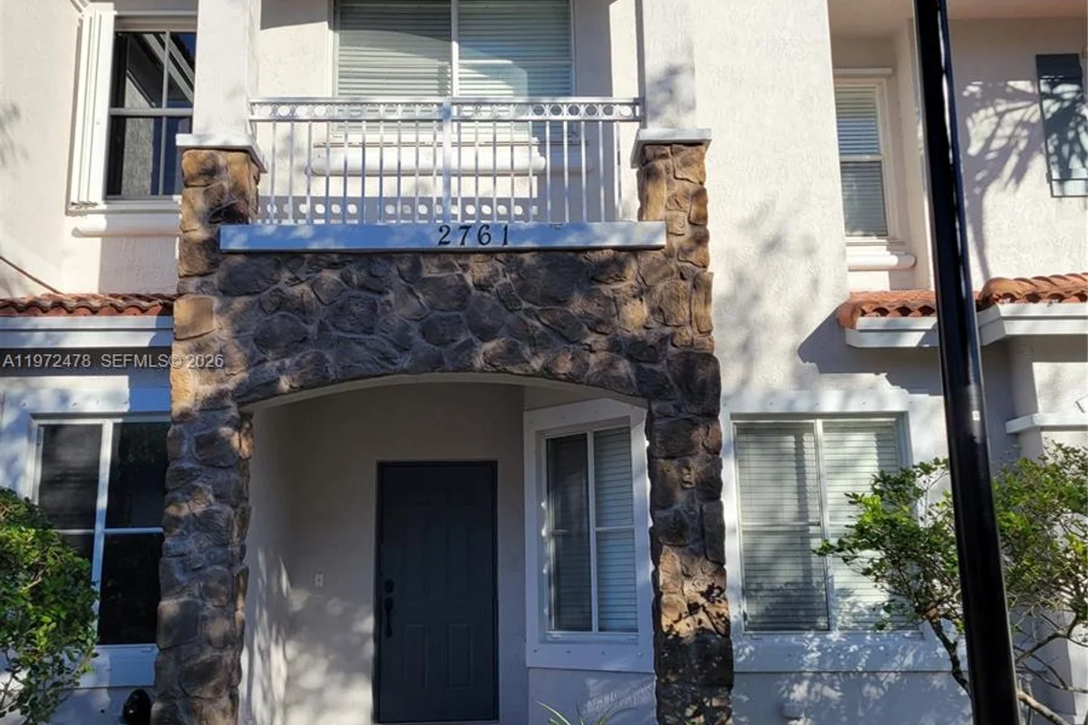 2761 SW 82nd Ave #102, Miramar: photo 1 of 17