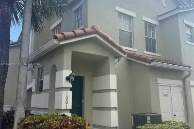 1001 Belmont Pl, Boynton Beach: photo 1 of 43