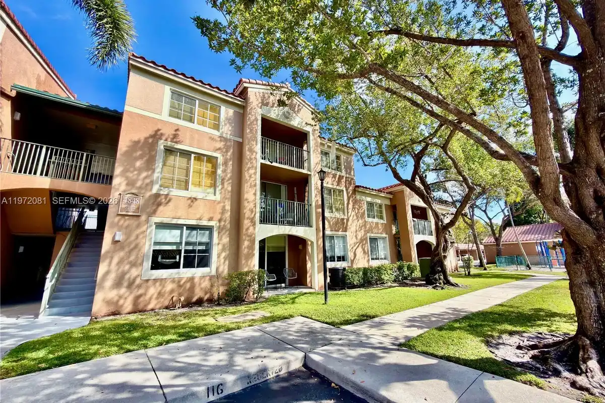 4848 N State Rd 7 #4303, Coconut Creek: photo 1 of 48