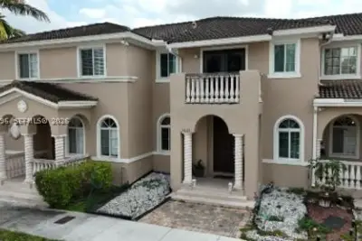 13950 SW 276th St, Homestead: photo 1 of 8