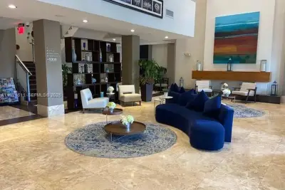 5300 NW 87th Ave #316, Doral: photo 1 of 40