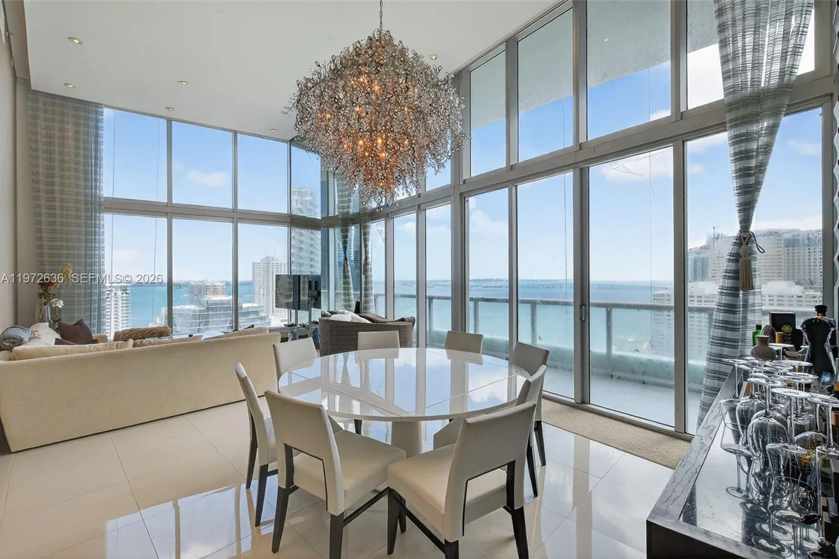 495 Brickell Ave #2201, Miami: photo 1 of 36